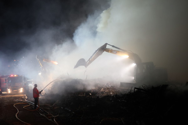 SARIYER’DE ÇIKAN YANGIN KONTROL ALTINA ALINDI