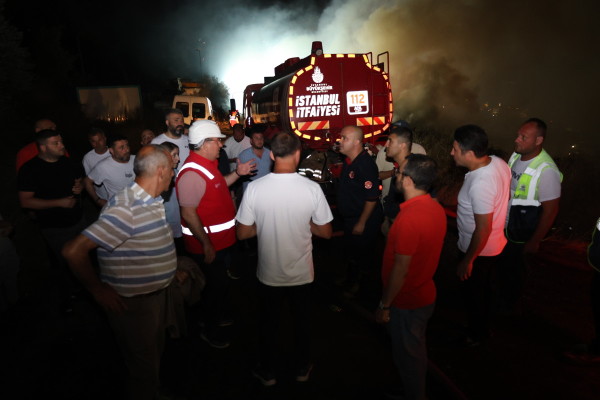 SARIYER’DE ÇIKAN YANGIN KONTROL ALTINA ALINDI