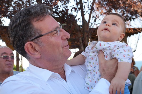 mahallemi dinliyorum