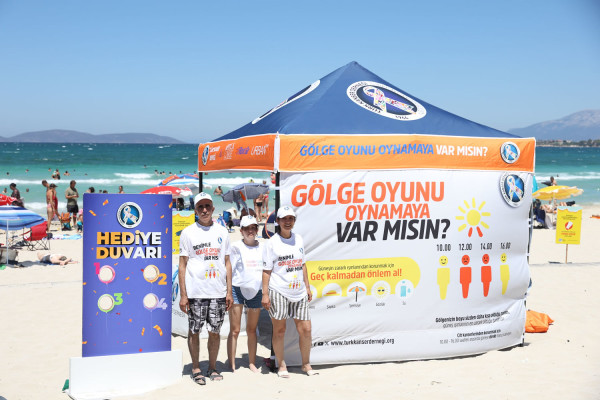 Türk Kanser Derneği - Cilt Kanseri Gölge Oyunu