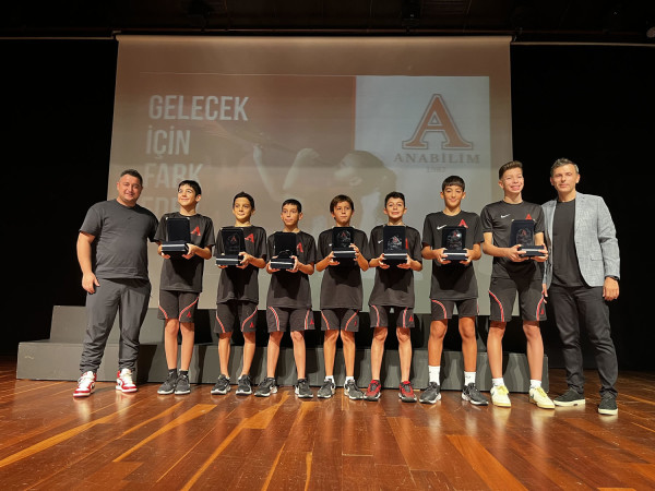 Anabilim Eğitim Kurumları - Milli Takıma Sporcular Yetiştiren Anabilim Spor Kulübü