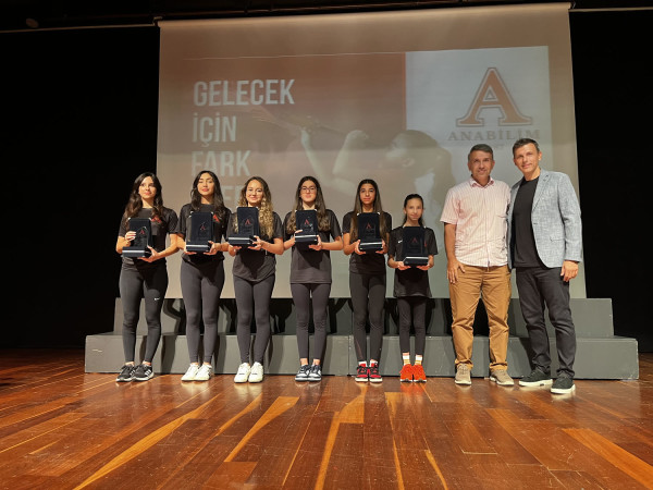 Anabilim Eğitim Kurumları - Milli Takıma Sporcular Yetiştiren Anabilim Spor Kulübü